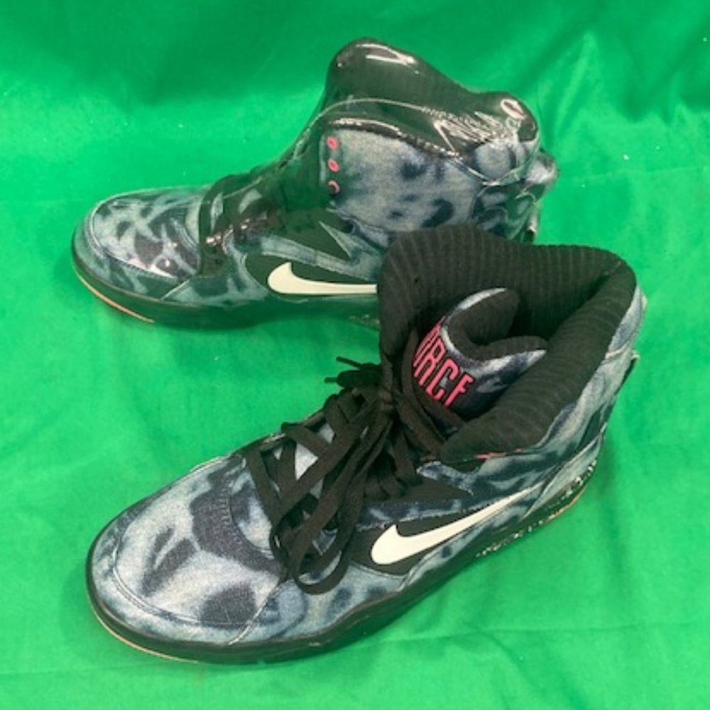 Nike Air Command Force Bleached Denim Size 9 Mint Condition